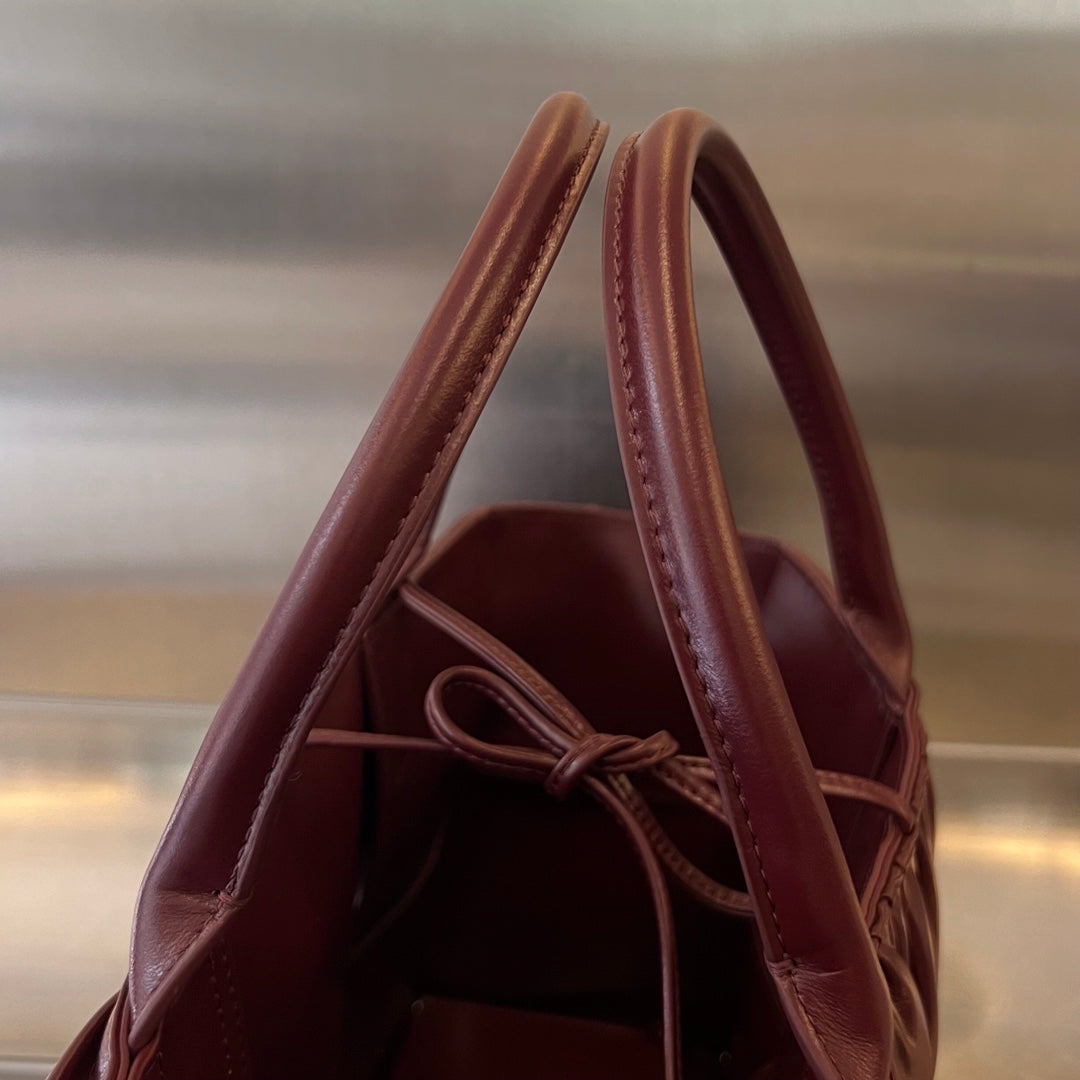 BOTTEGA VENETA SMALL ARCO TOTE 30 IN WINE RED SOFT LAMBSKIN