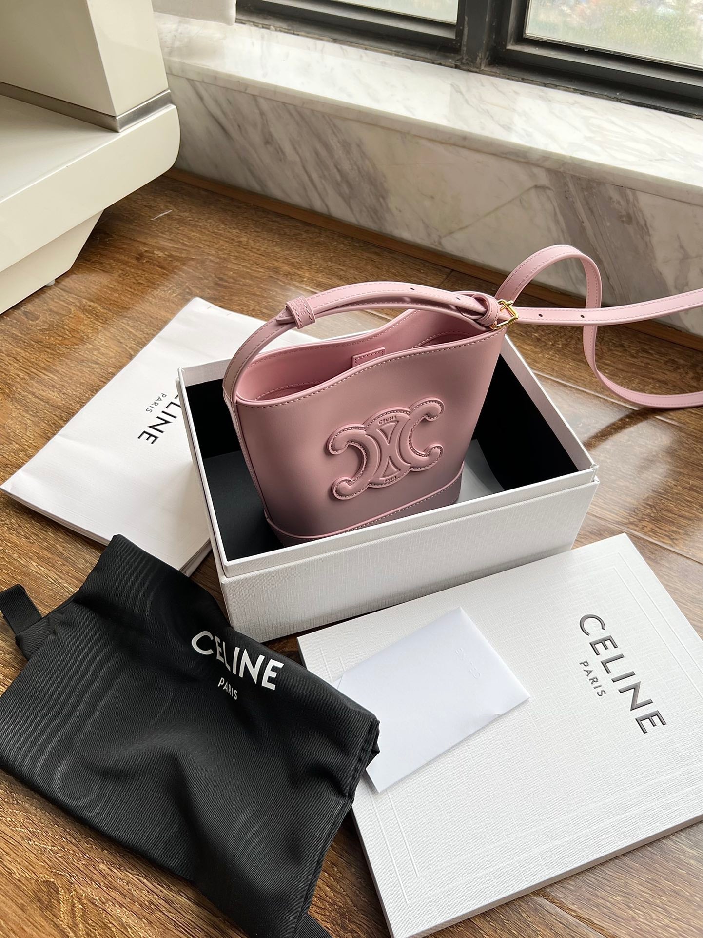 CELINE CUIR TRIPHOME 19 PINK PASTEL SMOOTH CALFSKIN BUCKET BAG