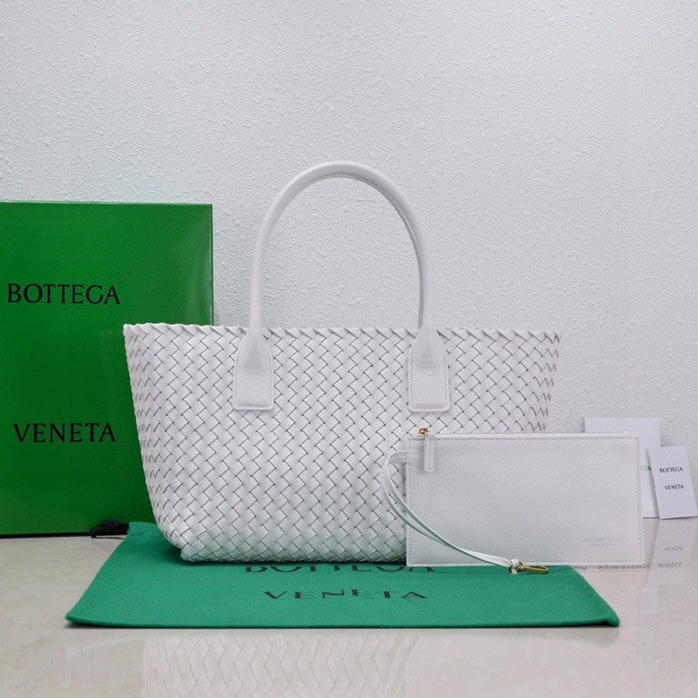 BOTTEGA VENETA Large Cabat 45cm White Lambskin Ghw
