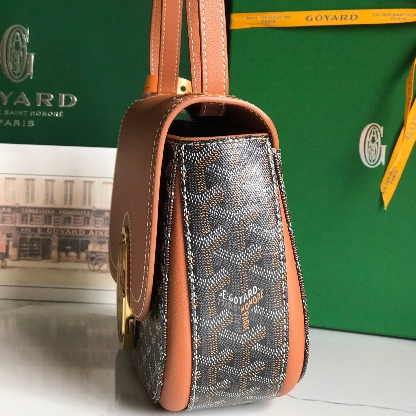 233 BAG 25 IN TAN CALFKIN AND BLACK GOYARDINE CANVAS