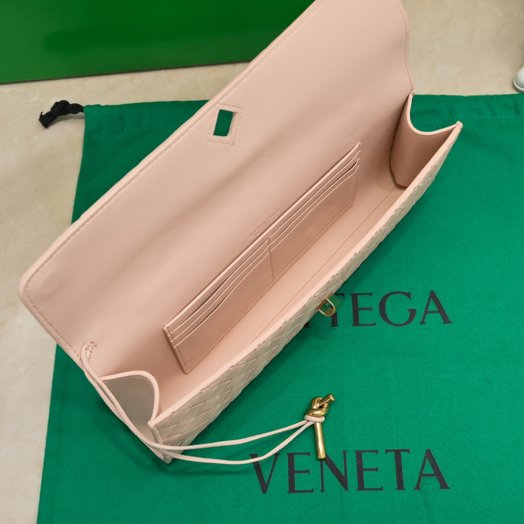 BOTTEGA VENETA Long Clutch Andiamo 31 Pink Leather Ghw