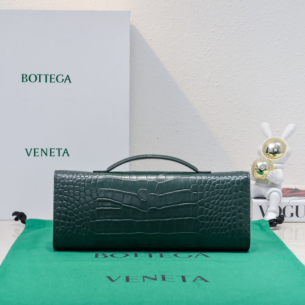 BOTTEGA VENETA Long Clutch Andiamo 31 Dark Green Crocodile Calfskin Ghw