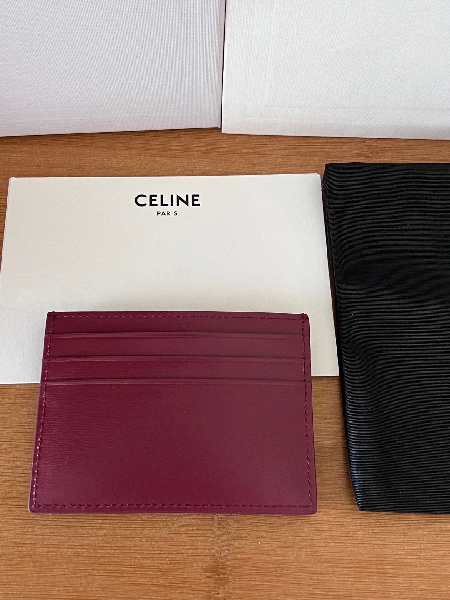 CELINE 25S CARD HOLDER WITH TRIOMPHE LOGO 11 IN OXBLOOD CALFSKIN