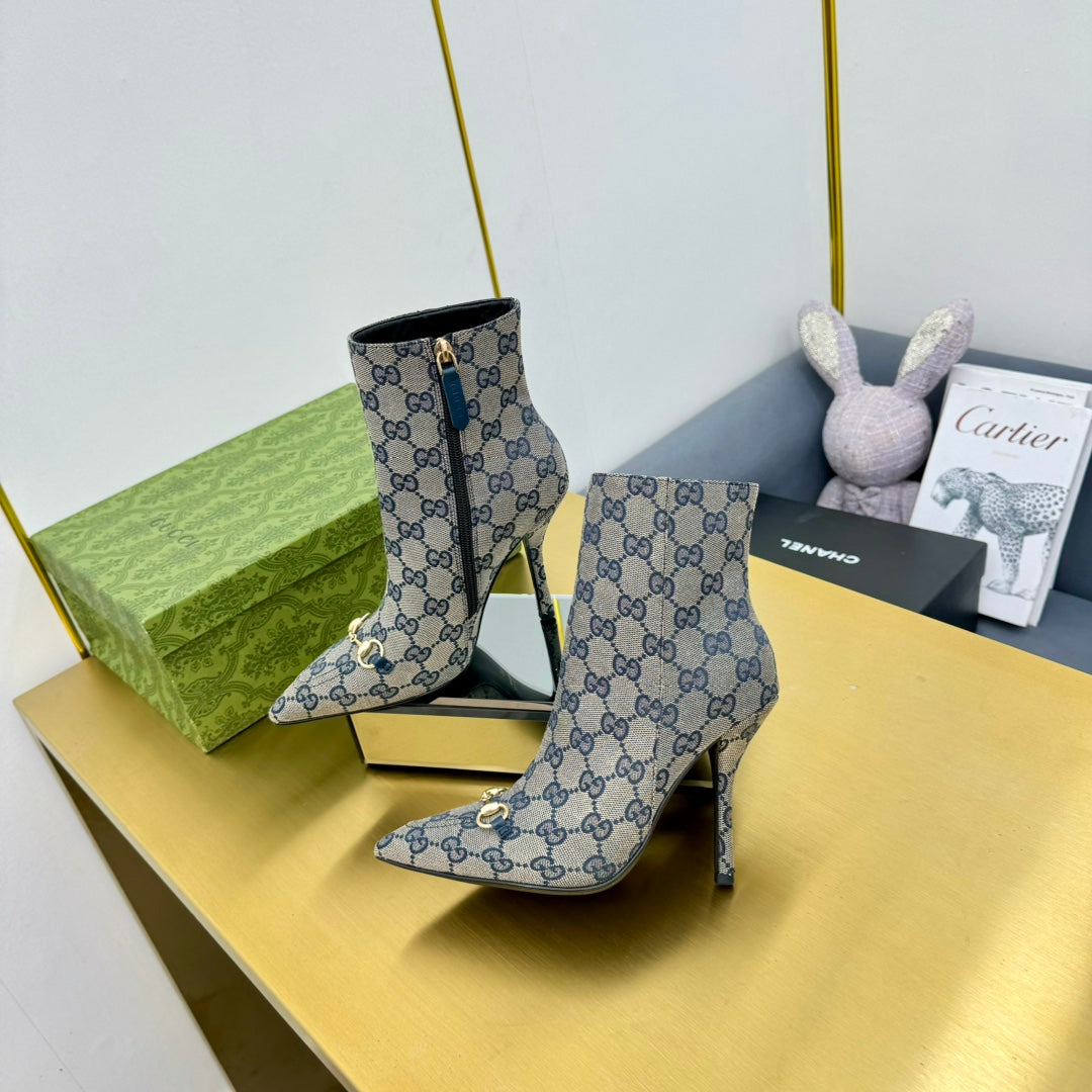 GUCCI HORSEBIT ANKLE BOOT IN PALE GRAY MONOGRAM CANVAS